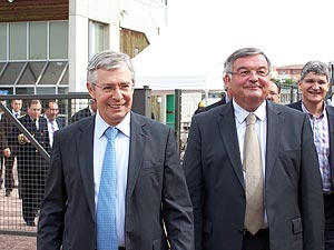 Le Ministre Michel Mercier inaugure l’Equi’forum à Feurs