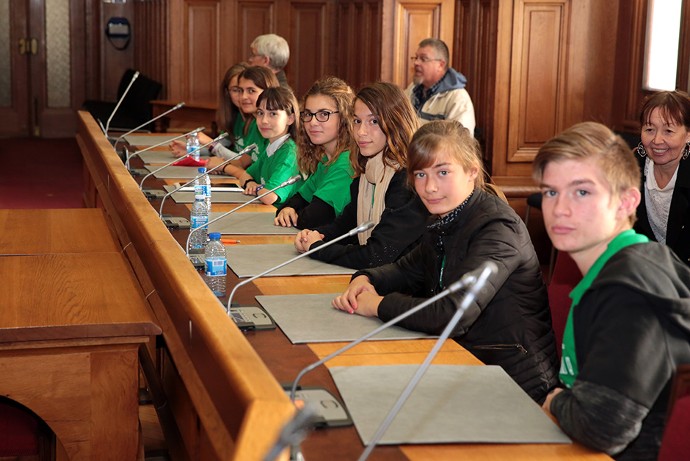 JURY. En octobre dernier, les collégiens de Papire Masson ont présenté leur initiative devant un jury. Le prochain sélectionnera en juin les projets qui seront réalisés en 2018/2019.