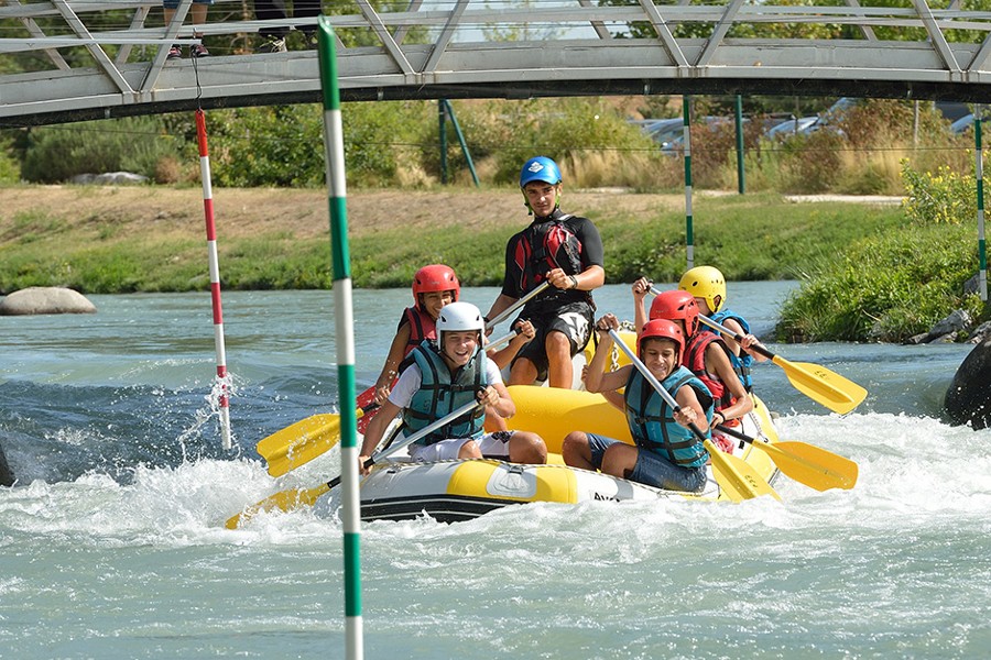 SPORTS NAUTIQUES. Rafting, hydrospeed, canoë… L’Espace eaux vives est aménagé sur la plus longue rivière artificielle d’Europe !