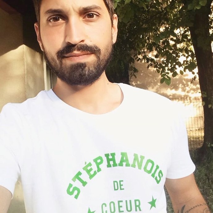 Une nouvelle collection hommes est désormais disponible.