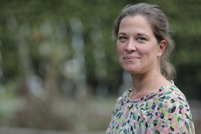 Marie Moulin, coordinatrice de la plateforme Aloess et psychologue fait partie d’une équipe de 9 personnes, spécialement formées pour assister les aidants.