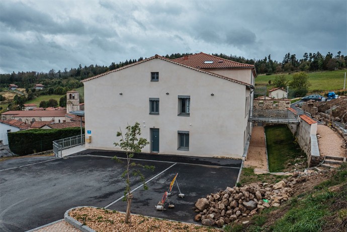 Proximité. La construction de la Maison de santé pluridisciplinaire a été en grande partie confiée à des artisans et des entreprises basés dans le Forez.