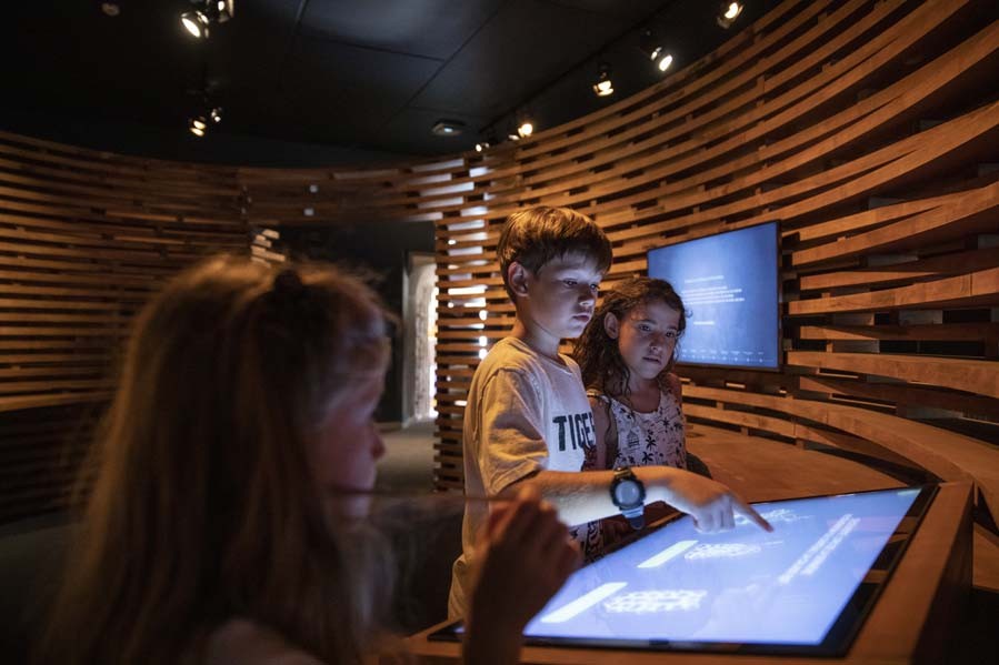 INNOVATION. Depuis 2021, un nouveau parcours est proposé aux visiteurs de tout âge faisant la part belle aux nouvelles technologies.. © Pierre Grasset