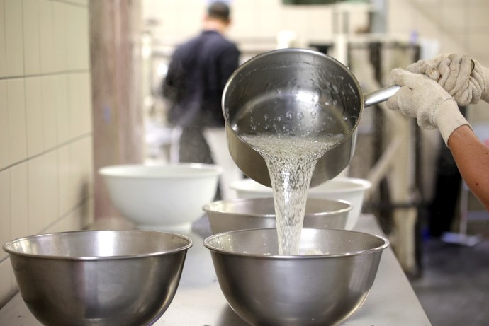 Noël représente 80% du chiffre d'affaires de la chocolaterie.