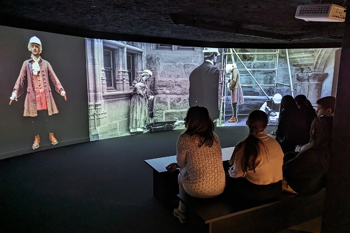 Plusieurs petits films permettent d'appréhender la diversité des métiers.