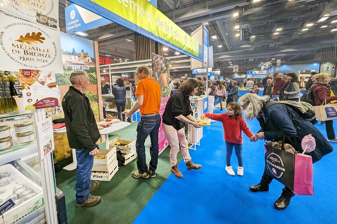 Les visiteurs ont pu goûter les produits de la Loire.