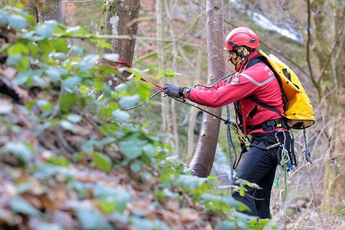 Les membres du SMPM doivent aimer la corde et la verticalité.