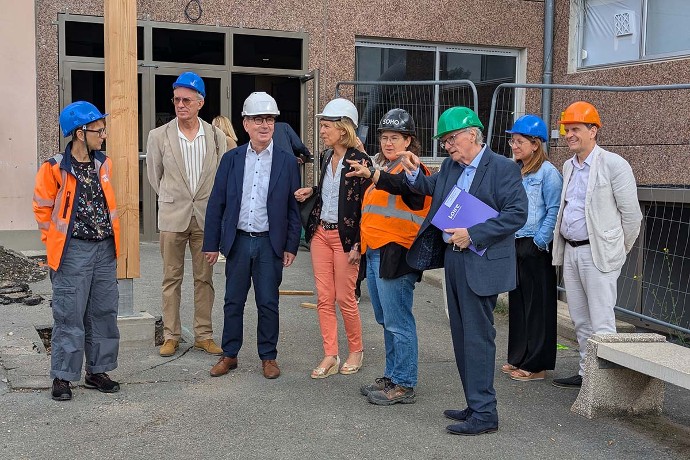 Visite de chantier à Chazelles-sur-Lyon.