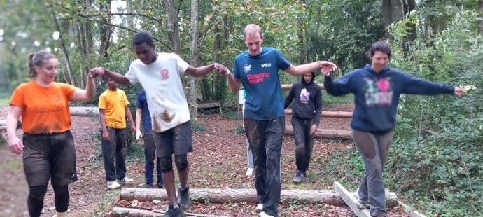 Accompagnement lors d'un module cohésion pour l'ADAPEI chez Spart Xtrem à Cordelle - ©Spart Xtrem