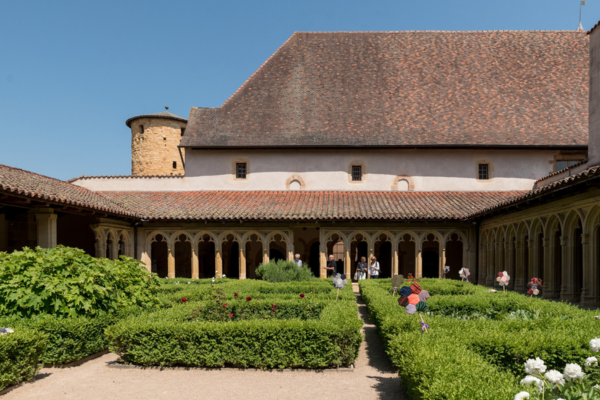 Abbaye benedictine de Charlieu